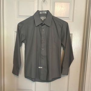 💞Van Heusen gray dress shirt💞